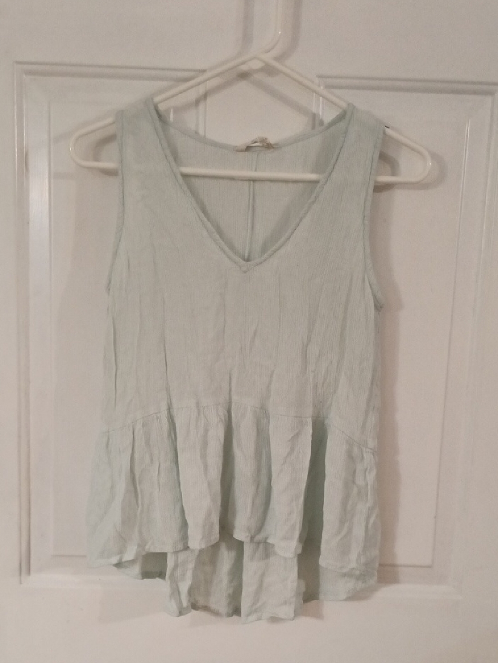 V-Neck Peplum Tank Top in Pastel Mint